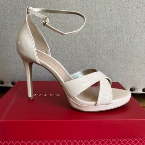 Kelly & Katie Sanesa Sandal